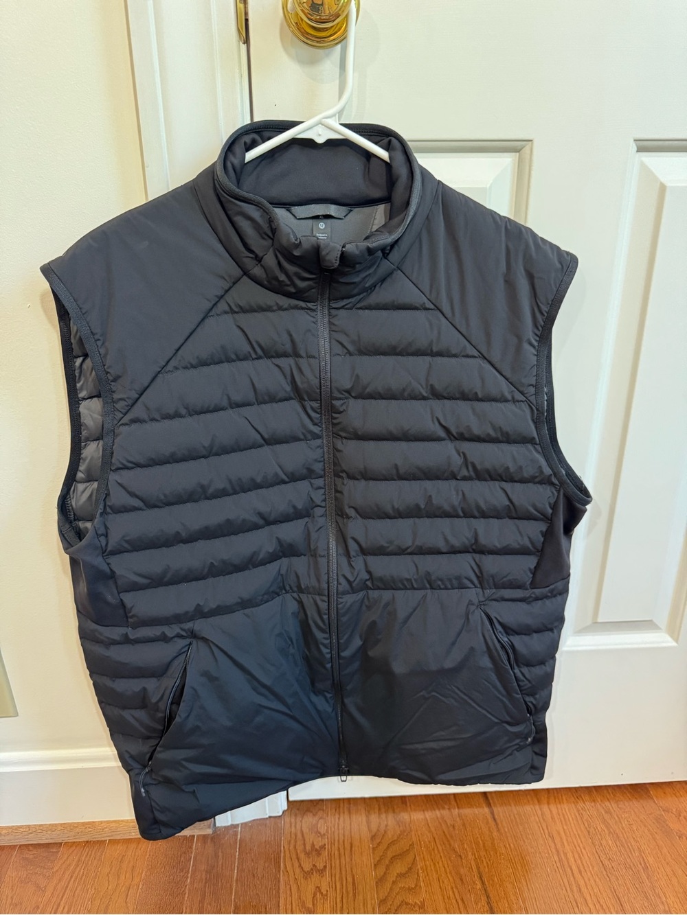 lululemon athletica Men's Black Quilted Insulated Vest